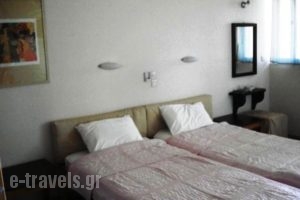 Pension Itzes_best deals_Hotel_Sporades Islands_Skiathos_Skiathoshora